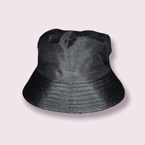 Black Bucket Hat